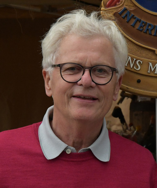 Dr. Johannes Selders Dr. Johannes Selders